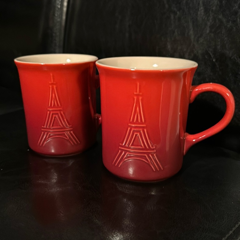 NWT Le Creuset Eiffel Tower Collection mugs in Cerise. Price is for set of 2